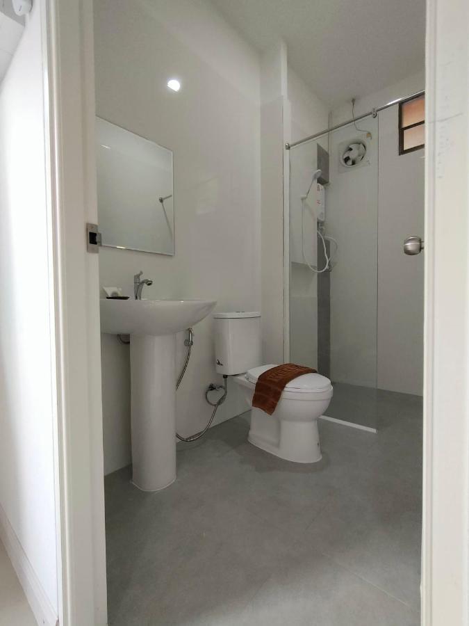 King Fa House Hotel Mae Sot Ngoại thất bức ảnh